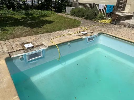 Changement de deux skimmers à Savigny , Savigny, ALGA PISCINE